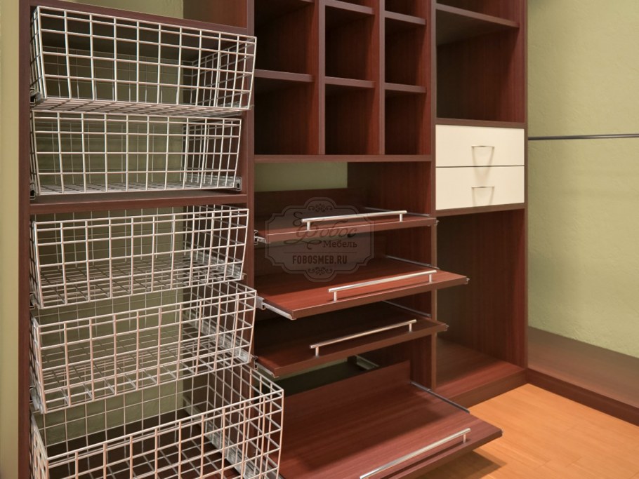 Выдвижные полки