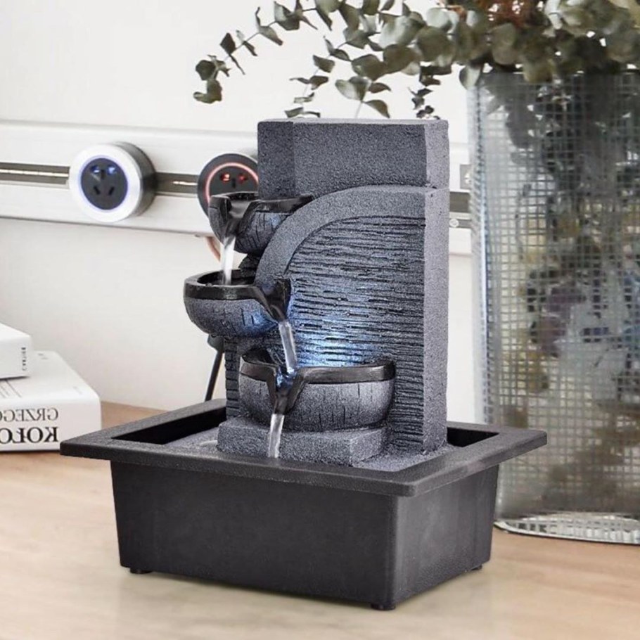 Декоративный фонтан