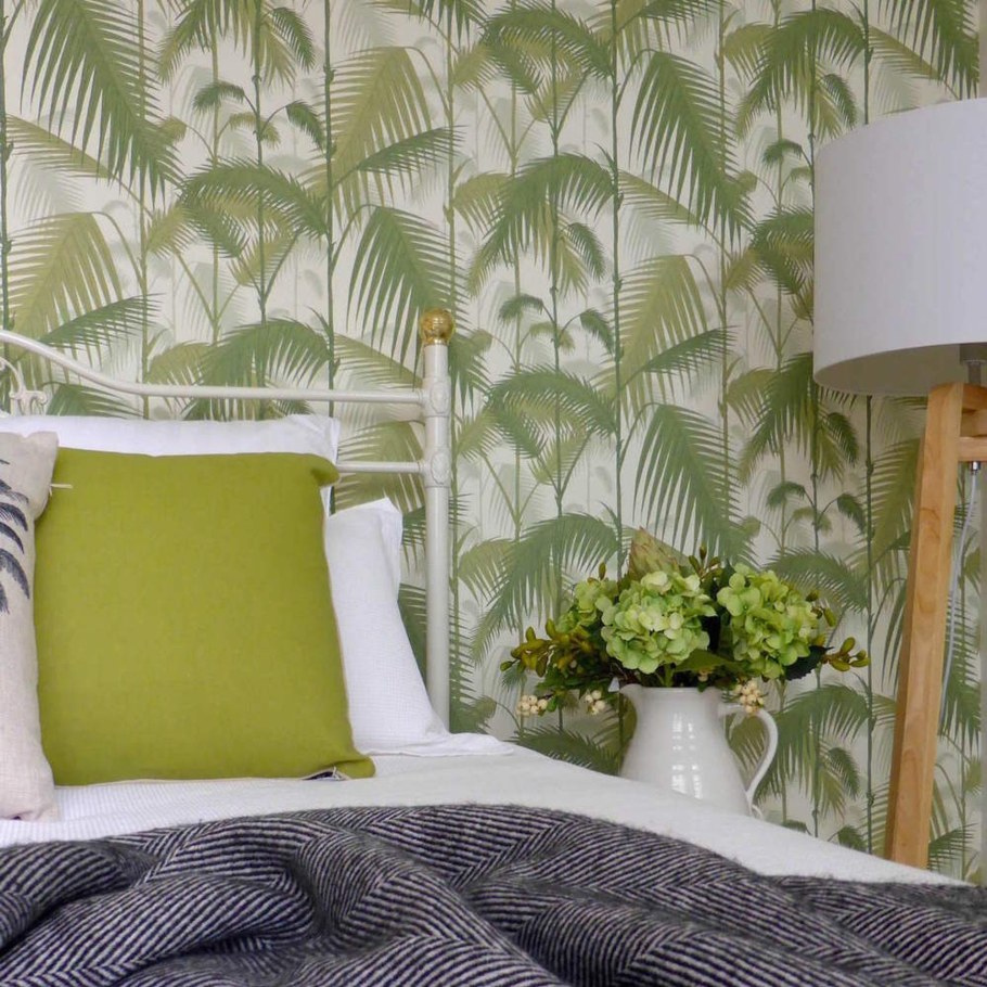Спальня в тропическом стиле