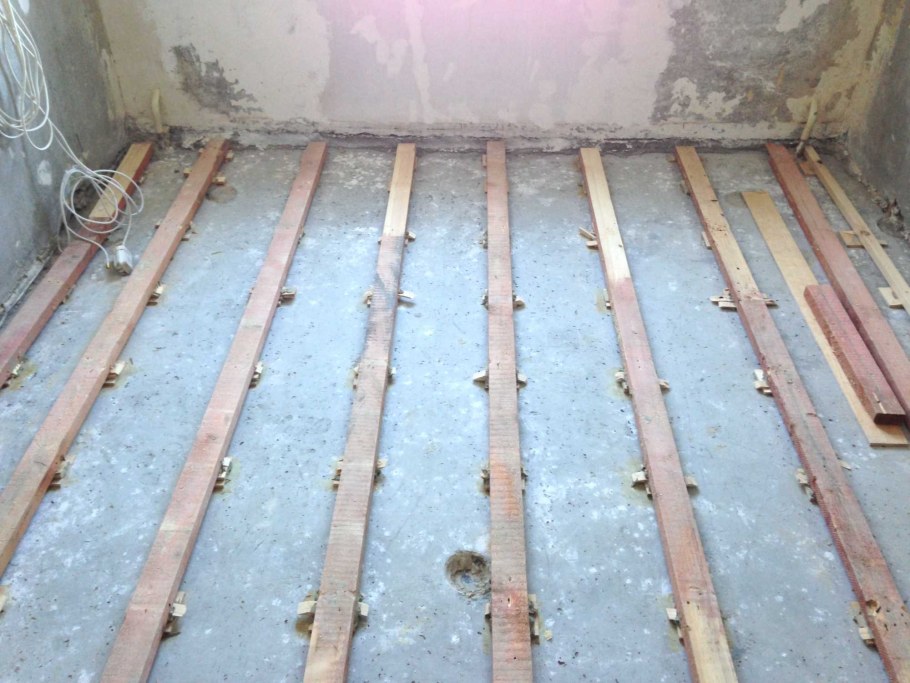 Деревянный пол в панельном доме