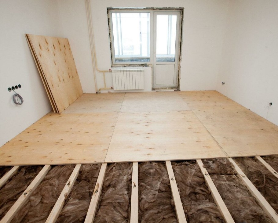 Укладка деревянных полов в квартире