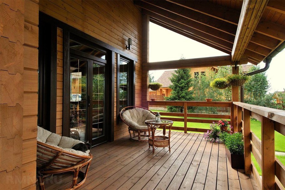 Красивая деревянная терраса