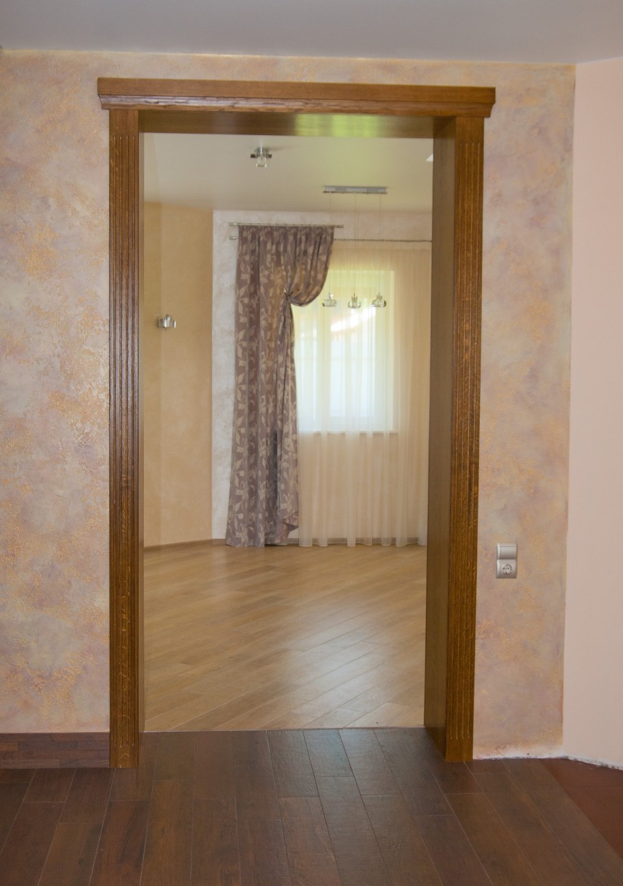 Отделка дверного проема