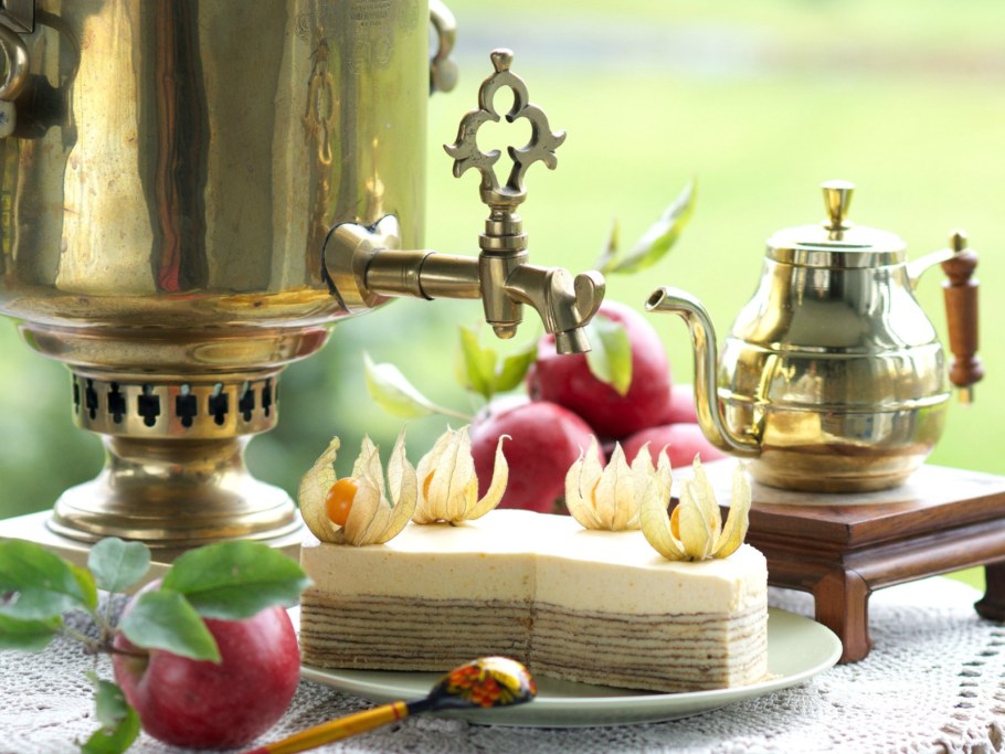 Чаепитие из самовара