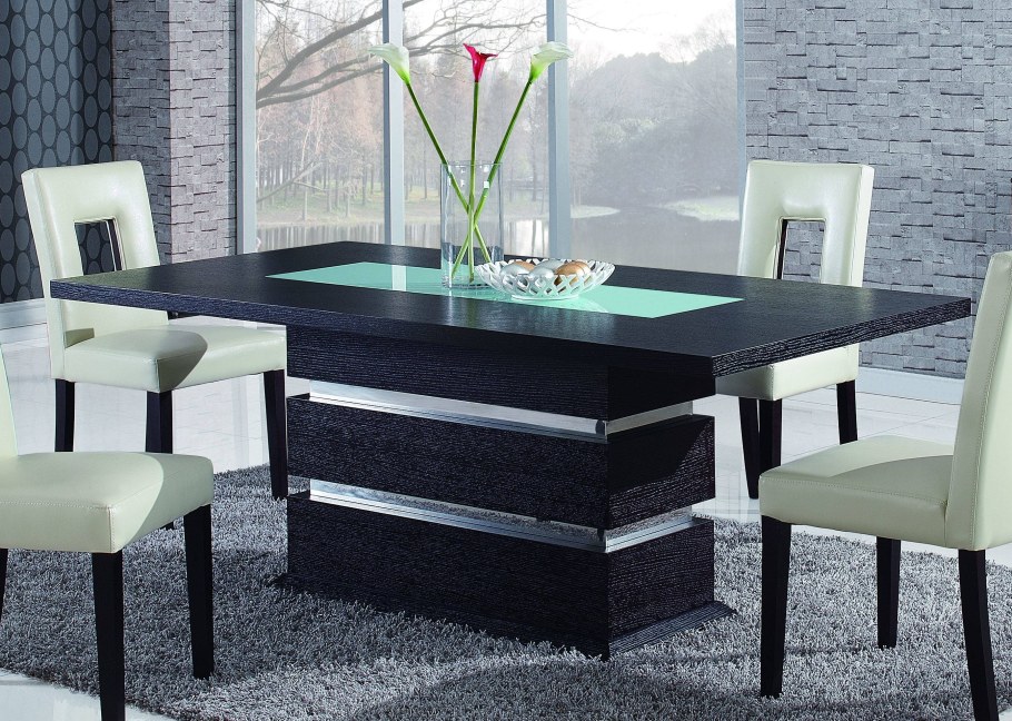 Стильный стол