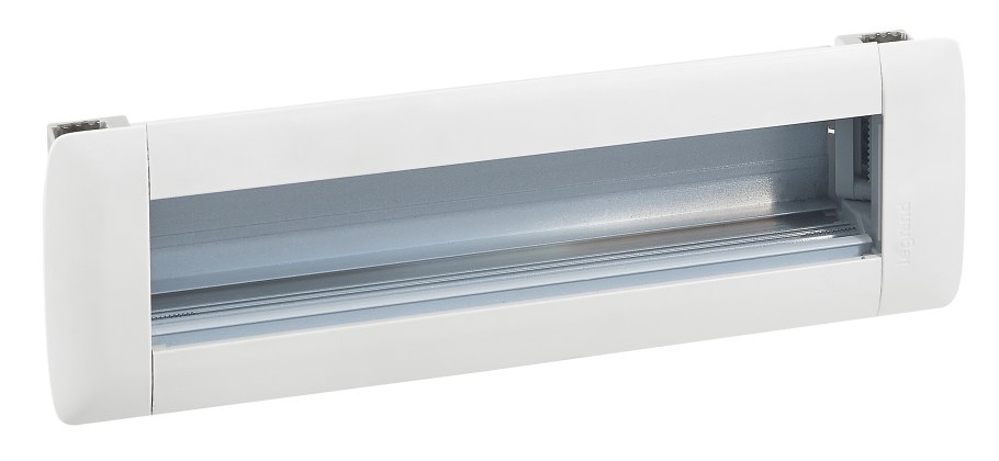 Блок розеток выдвижной неукомплектованный 8 модулей Legrand арт. 54023