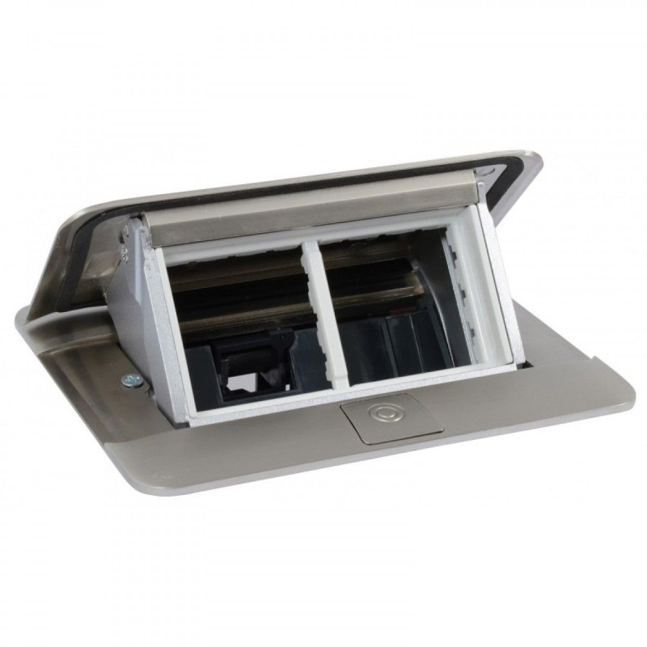 054021 Legrand выдвижной розеточный блок