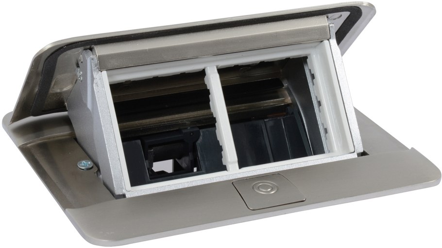 054021 Legrand выдвижной розеточный блок