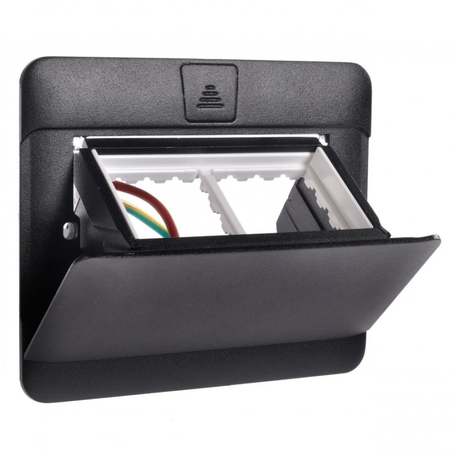 Розеточный блок 054026 Legrand