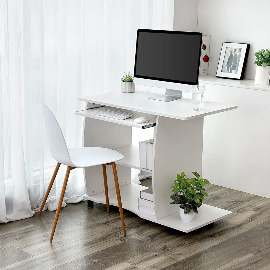Компактные компьютерные столы