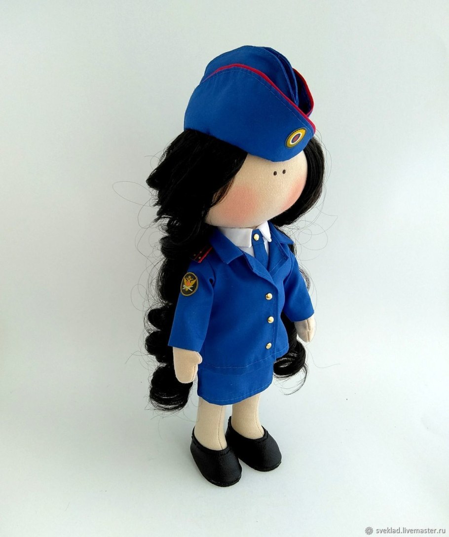 Интерьерная кукла полиции