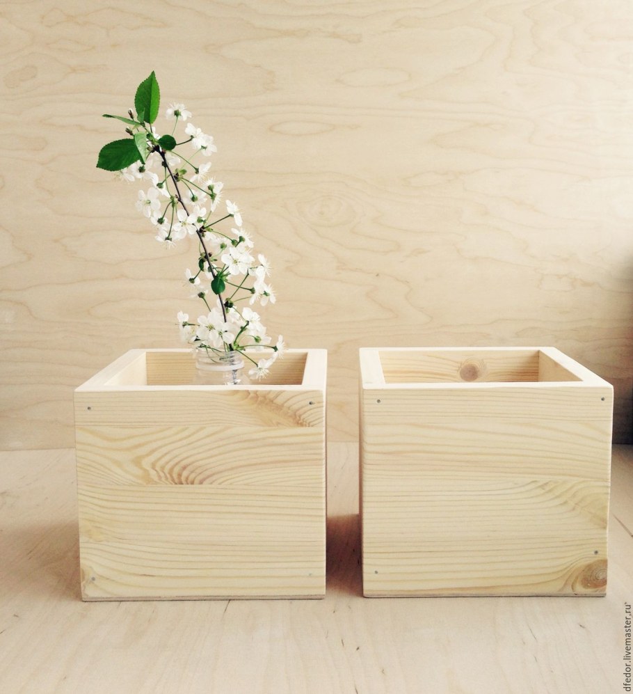 Кашпо деревянное