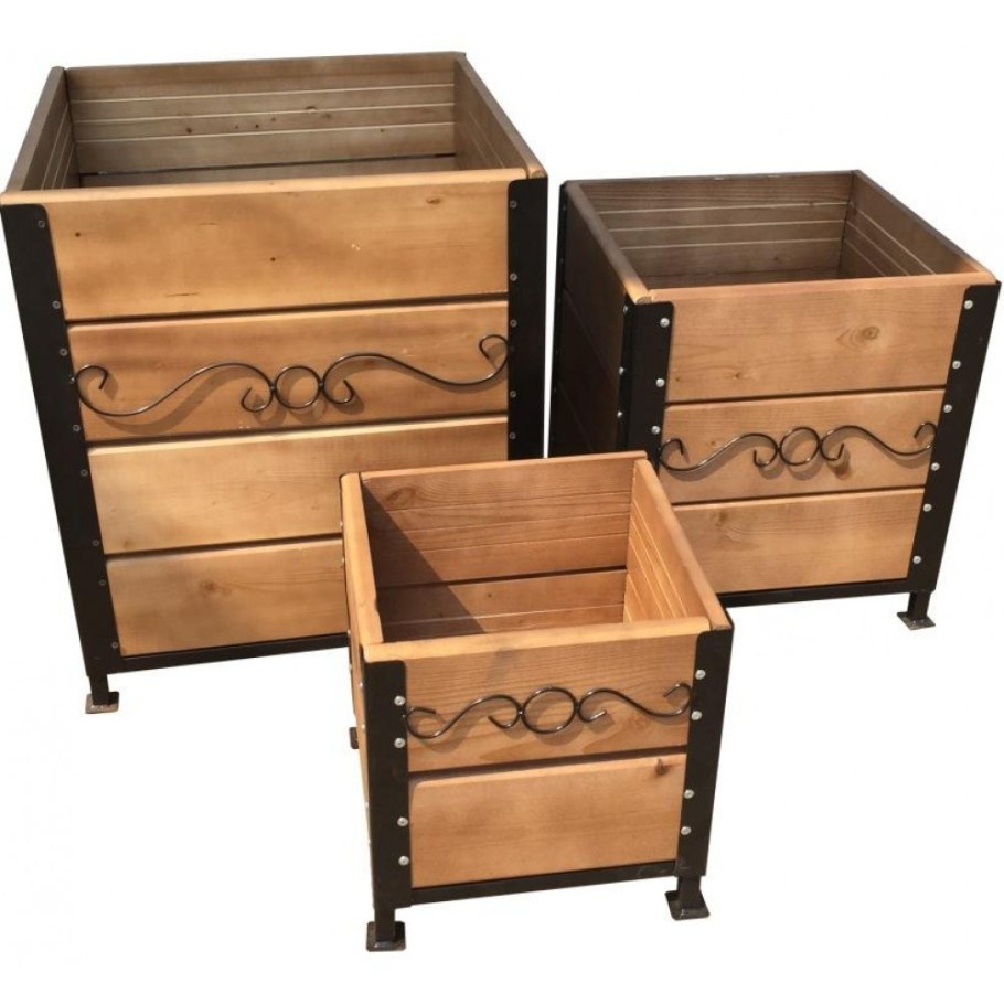 Деревянные горшки для цветов