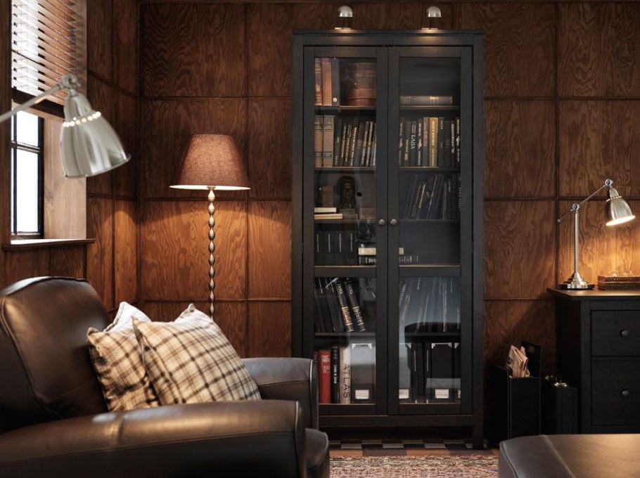 Шкаф икеа ХЕМНЭС