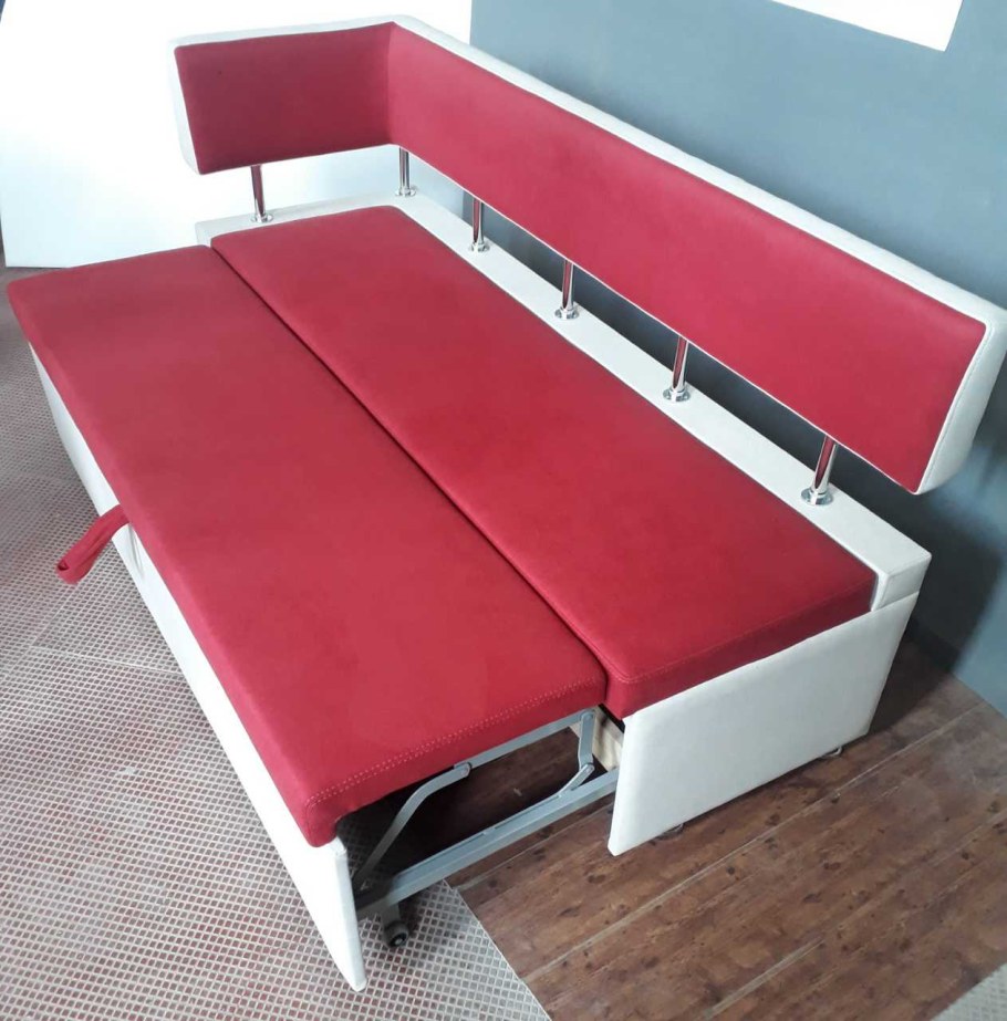 Кухонный диван раскладной