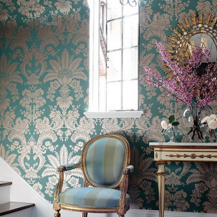 Обои на стену