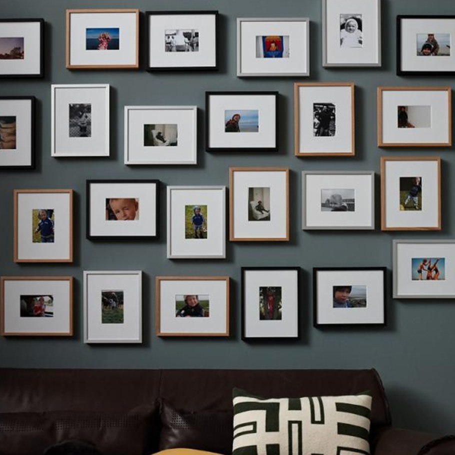 Расположение рамок на стене