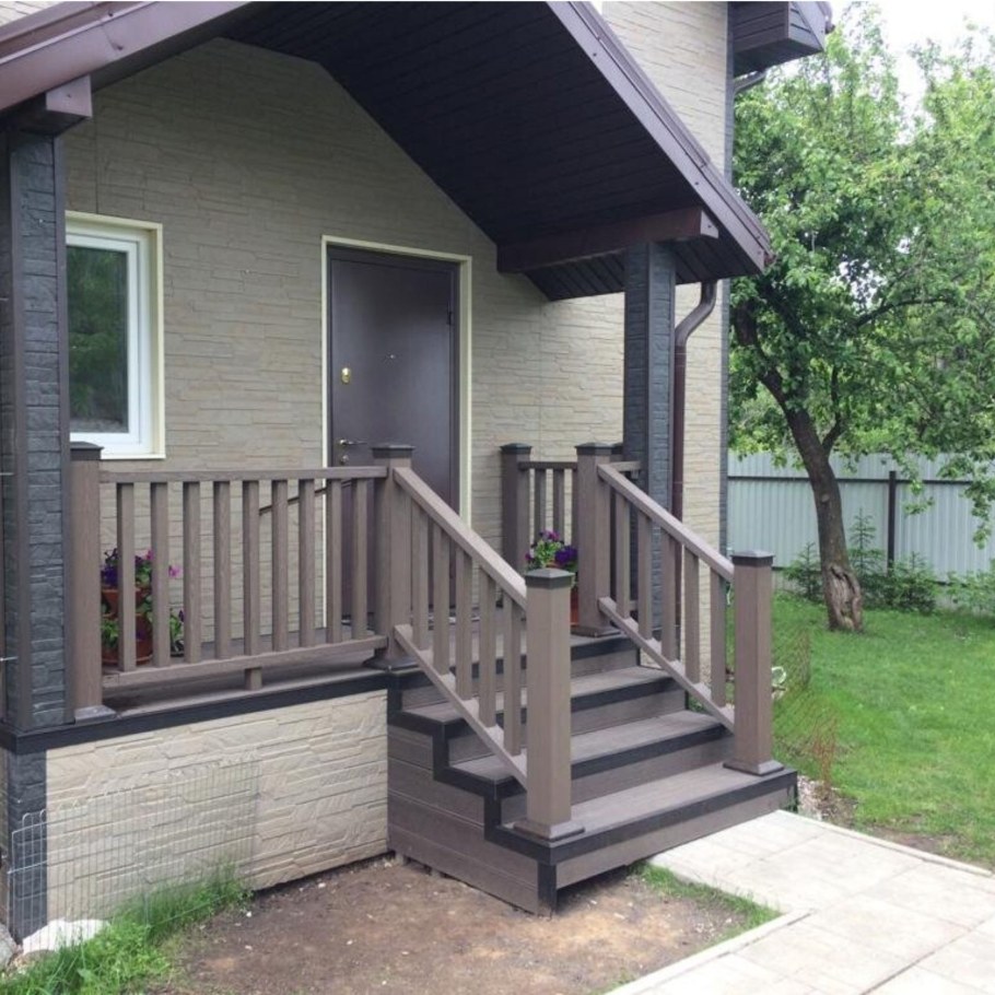 Высокое крыльцо для частного дома