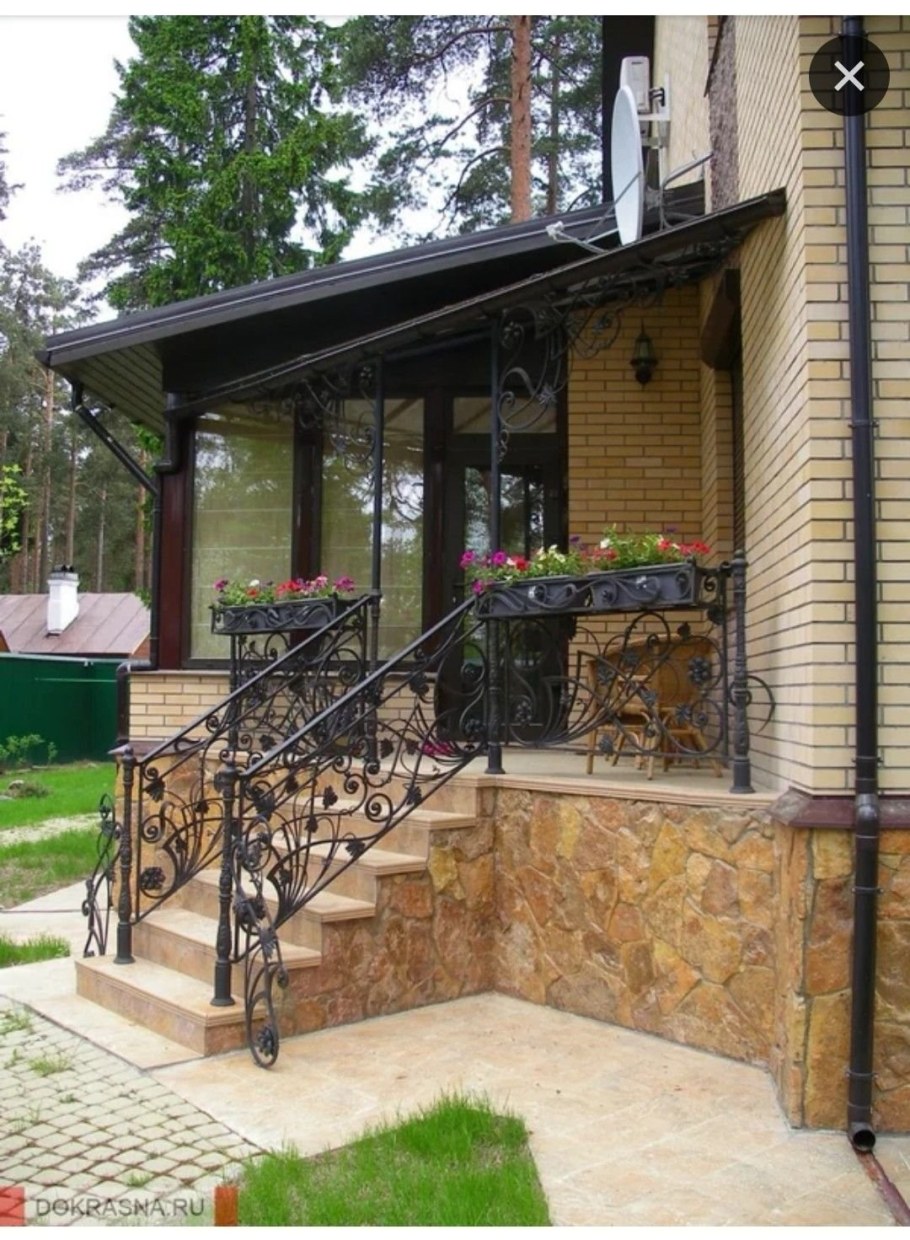 Козырек для крыльца