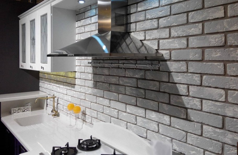 Отделка кухни под кирпич