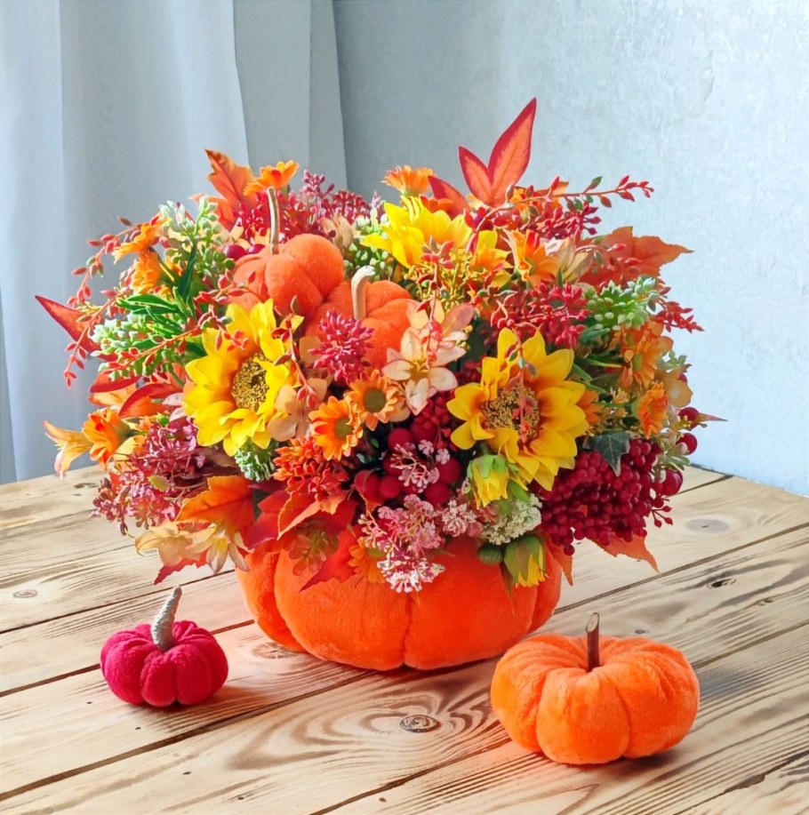 Осенняя экибана в тыкве