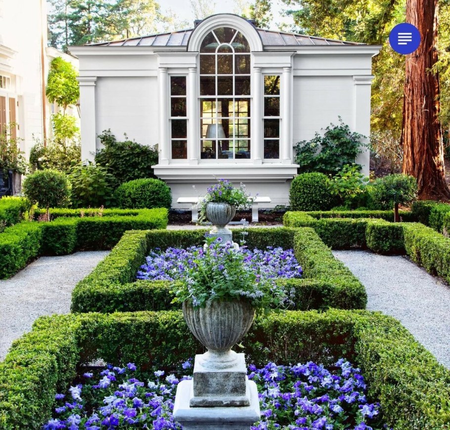 Сад в классическом стиле