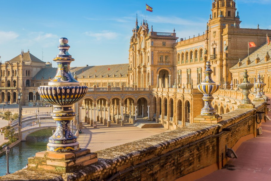 Плаза де Испания в Севилье