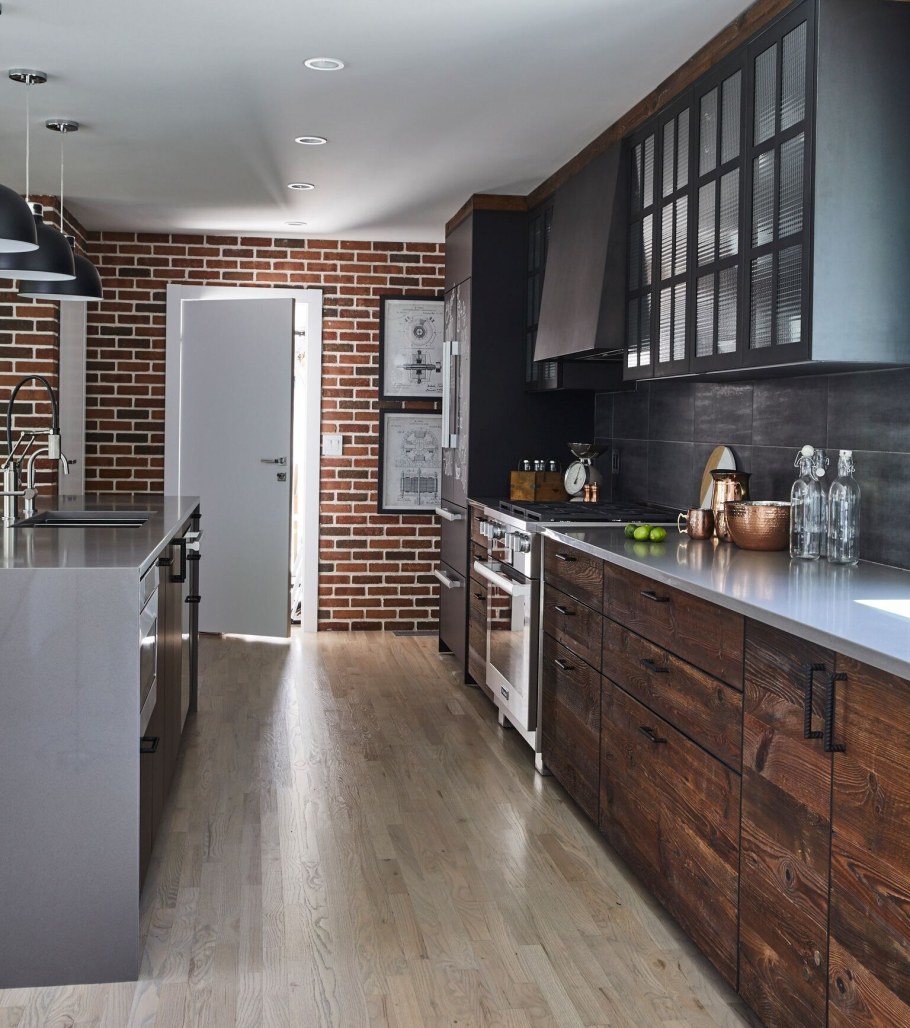 Темная кухня лофт