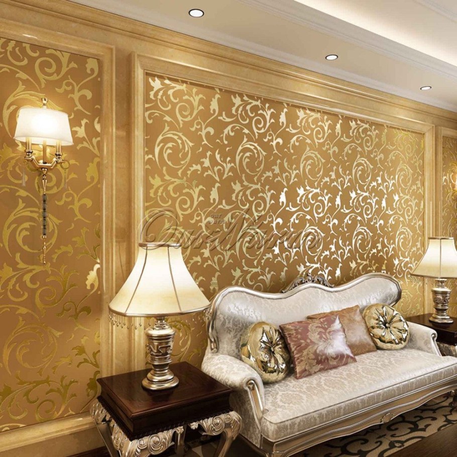 Гостиная в золотистых тонах