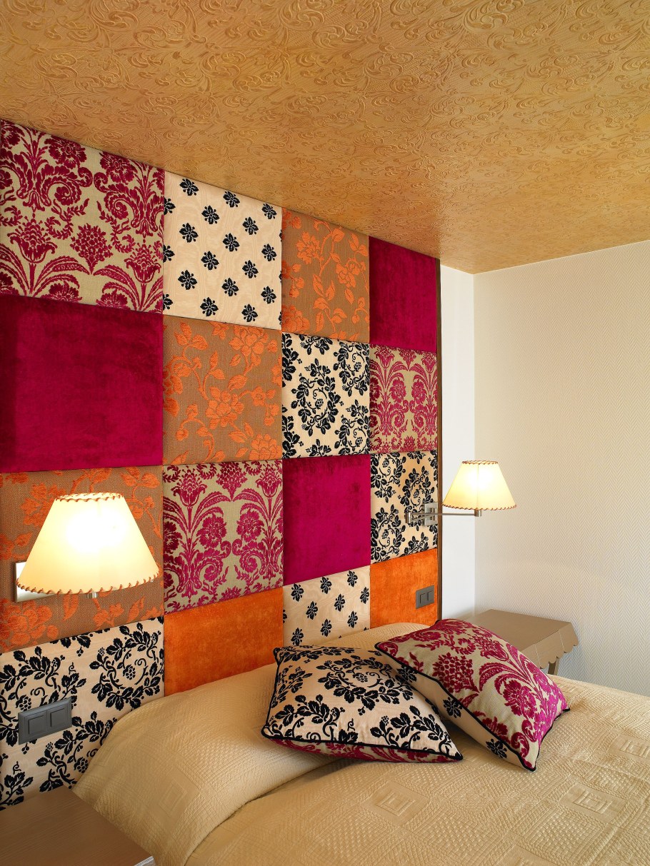 Декор стен тканью