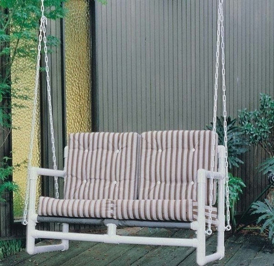 Качели из пластиковых труб