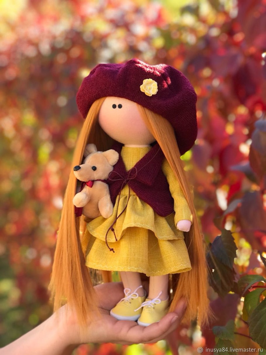 Текстильная кукла осень