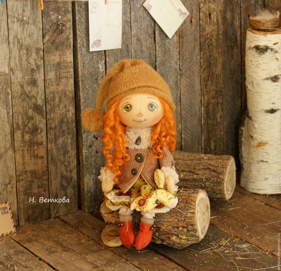 Текстильная кукла осень