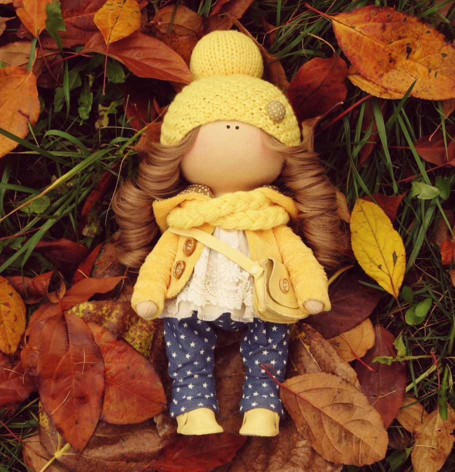 Текстильная кукла осень