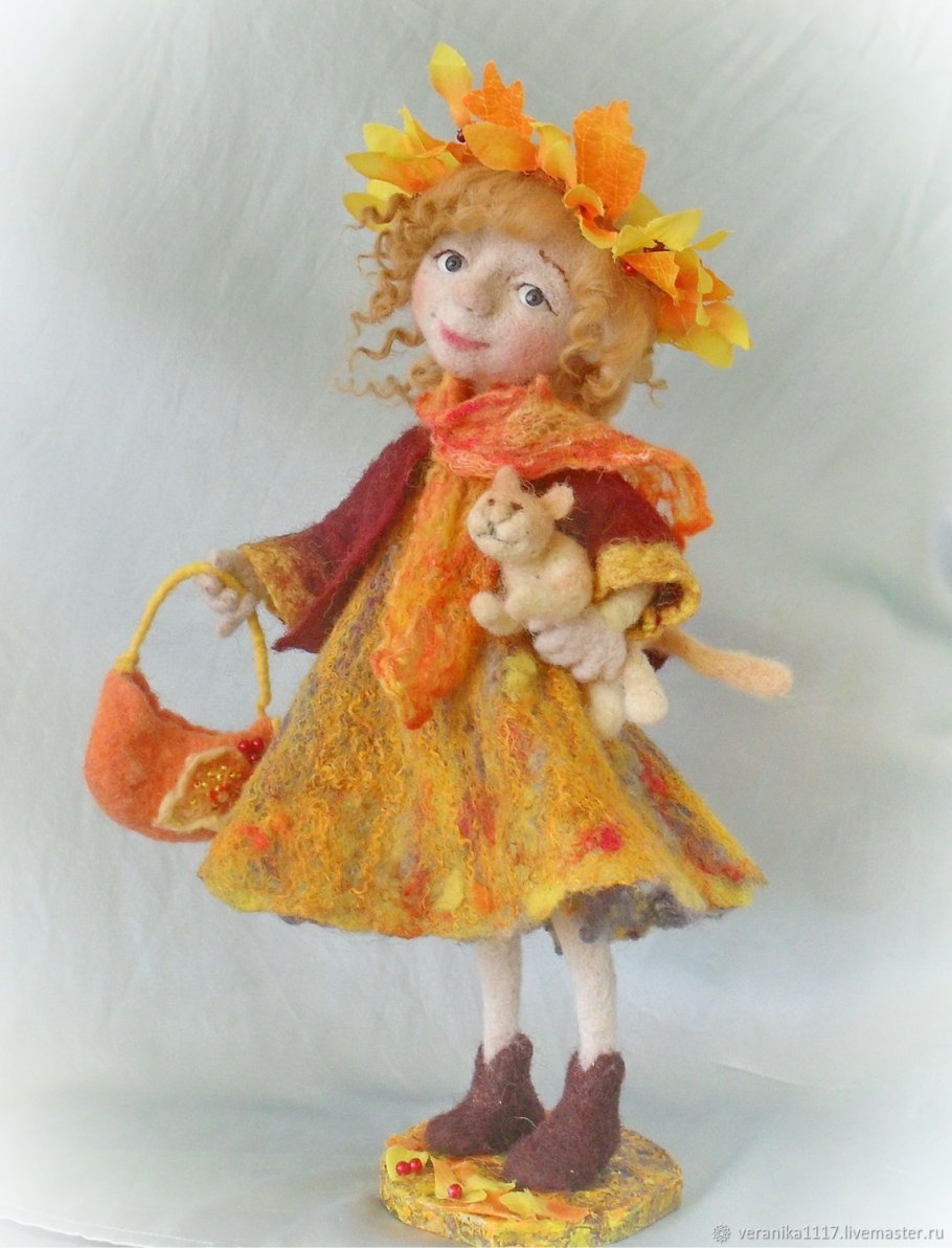 Осенняя куколка