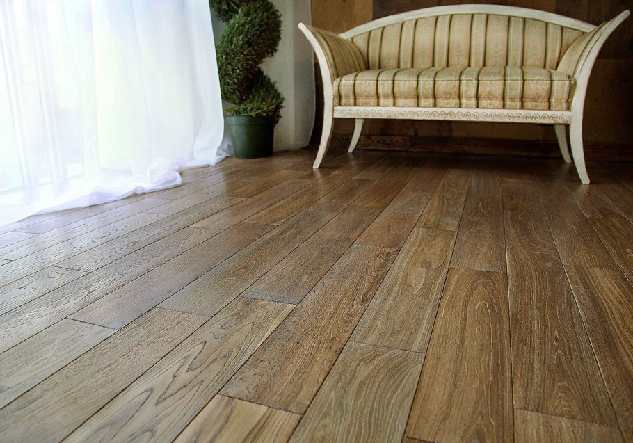 Массивная доска для пола дуб