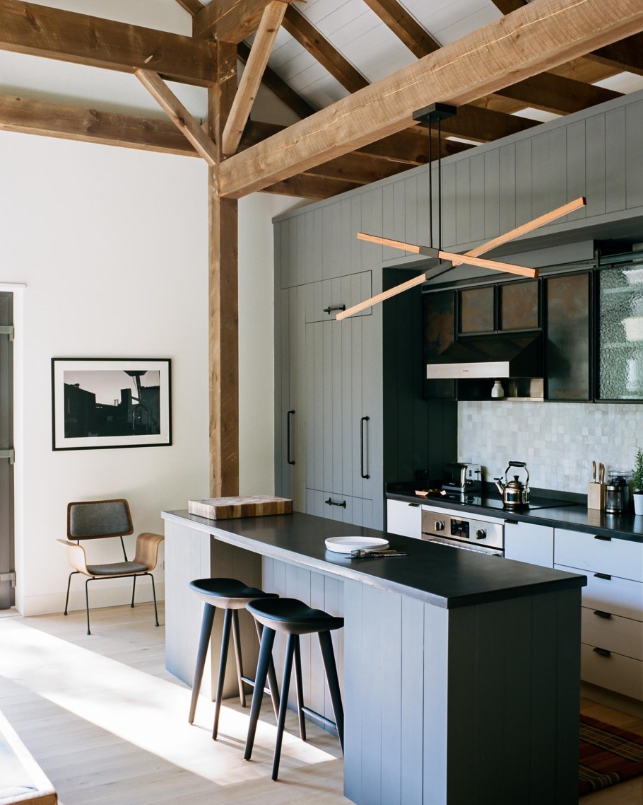 Амбарный стиль в интерьере дома