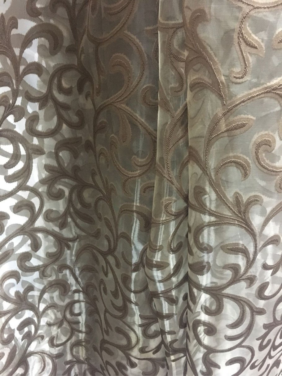 Тюль с вензелями