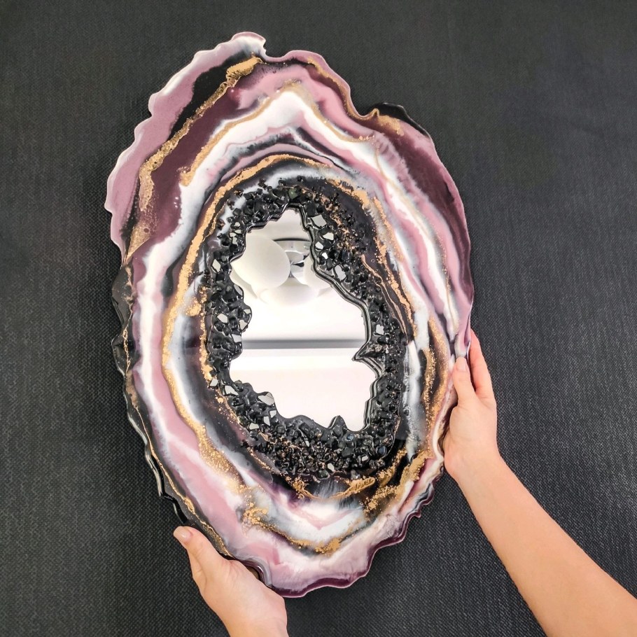 Жеода эпоксидной смолой