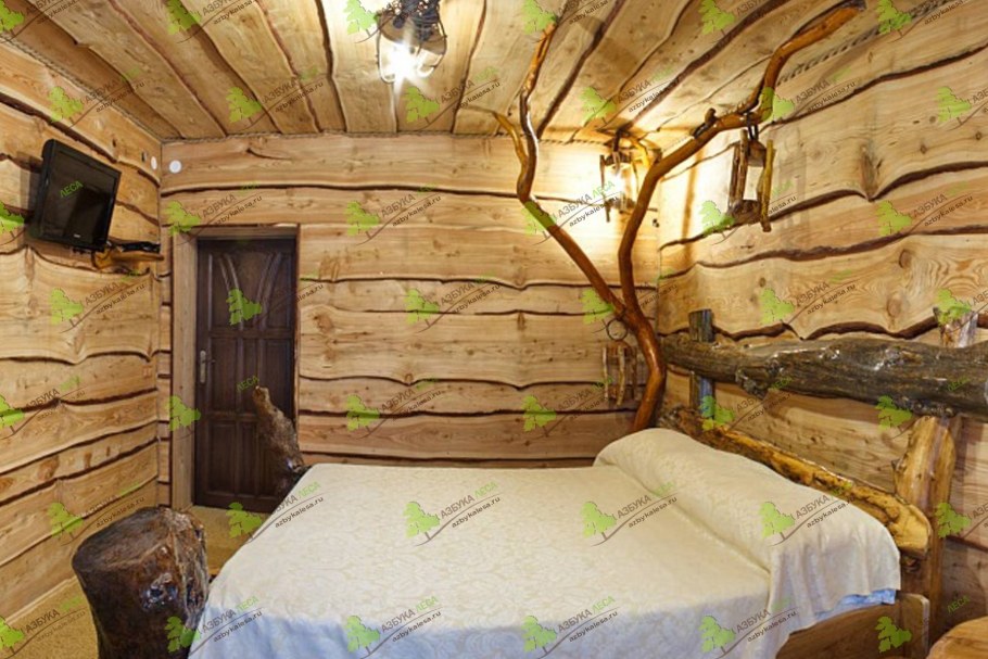 Обшивка бани необрезной доской