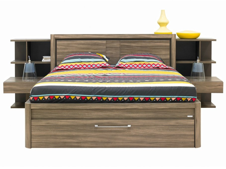 Кровать с ящиком в изголовье