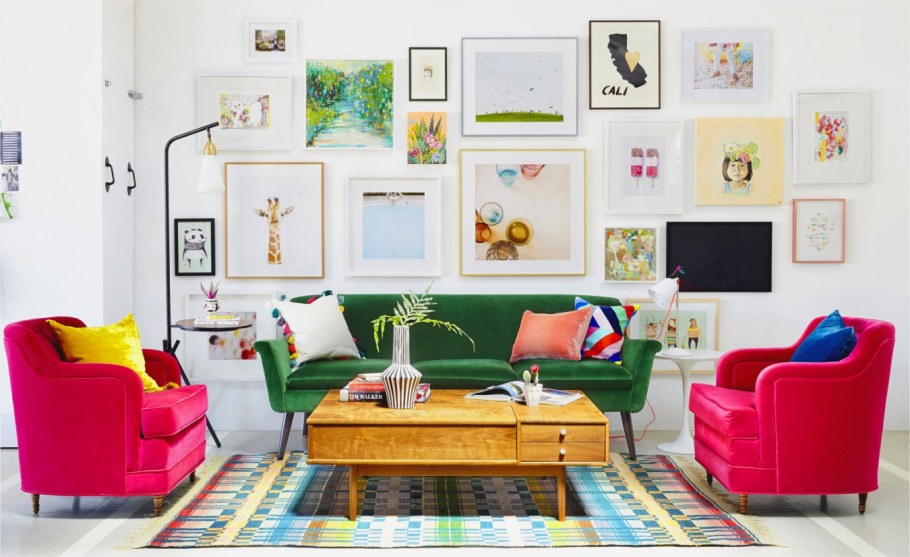 Яркий интерьер