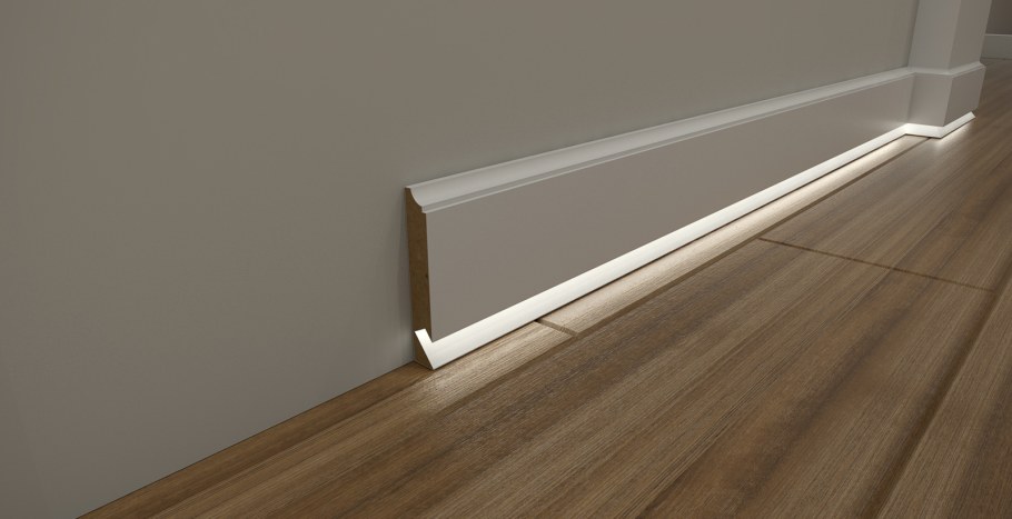 Напольный плинтус с подсветкой PN 050 led Евровуд