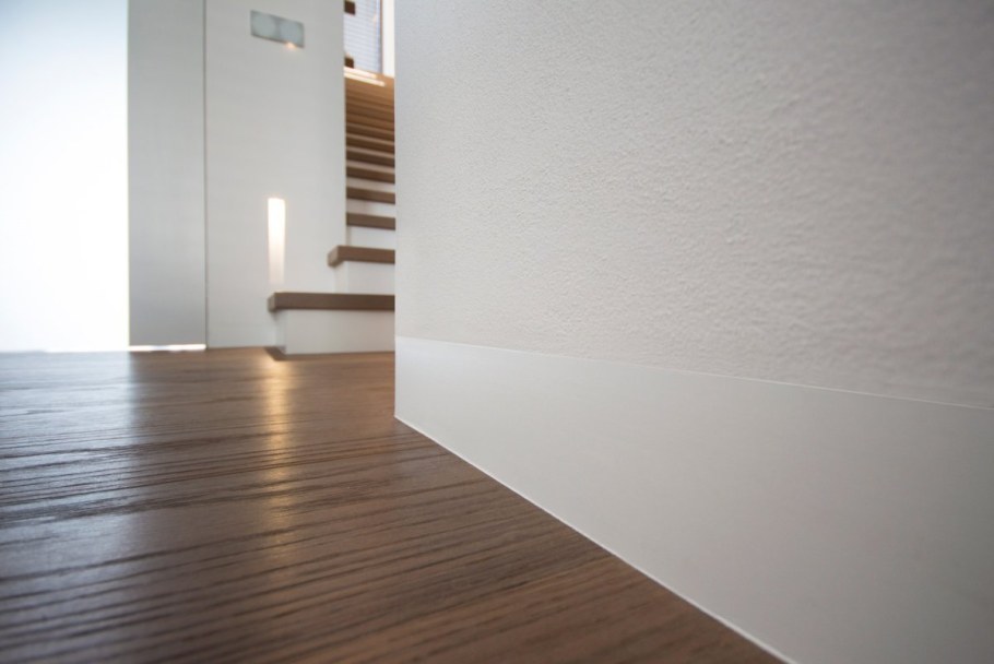 Стены без плинтуса