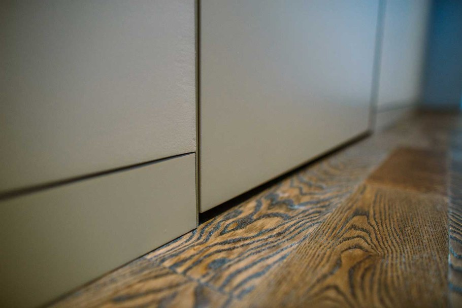 Плинтус Инвизибл Юнион