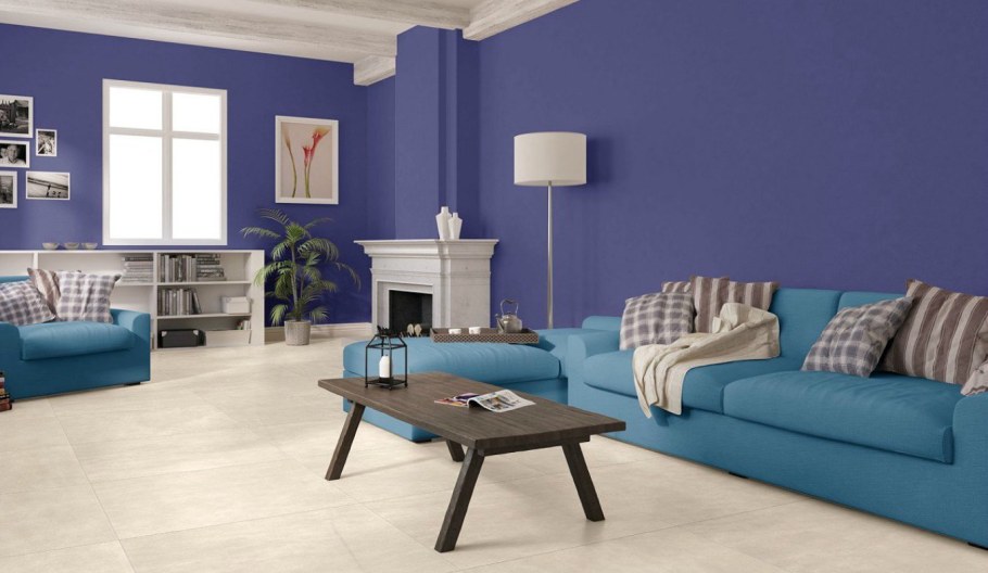 Серый пол синие стены