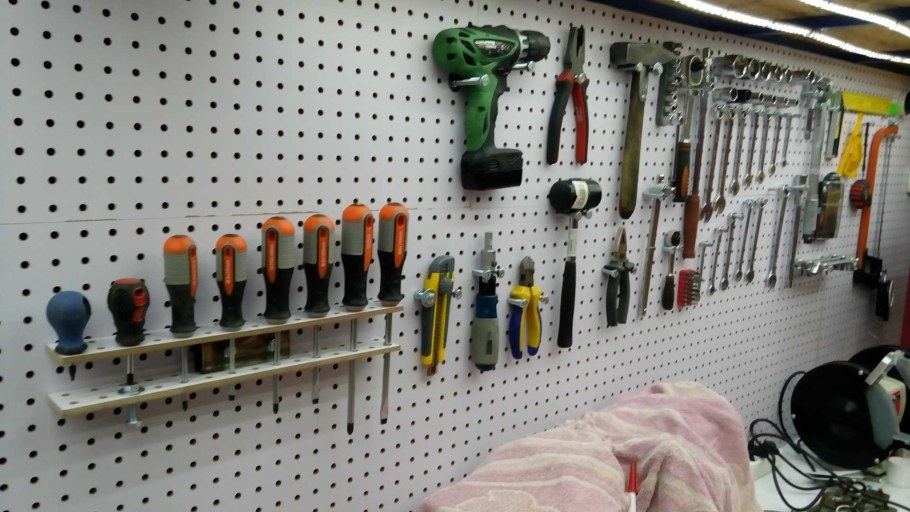 Стеллаж под инструмент на tbs2313