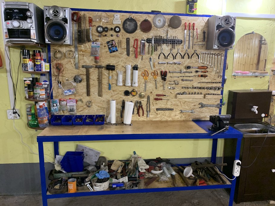 Полезный инструмент для гаража