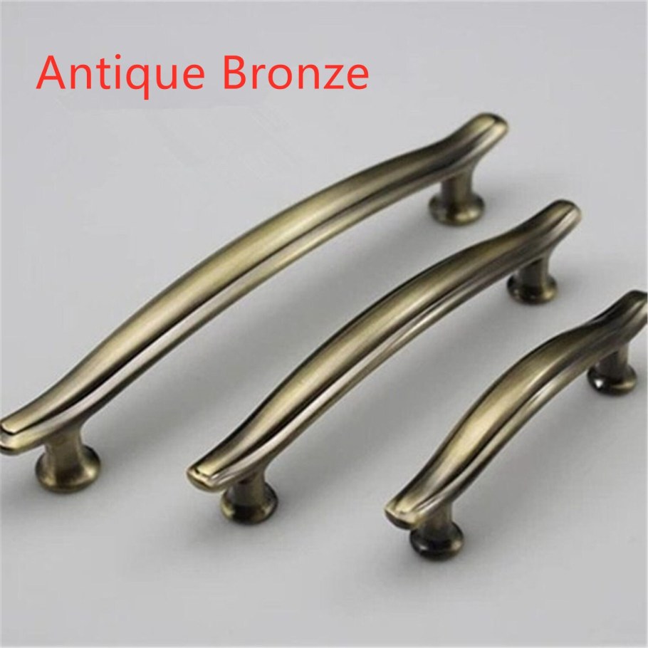 Ручка 200мм шт.37 r05.5 бронза