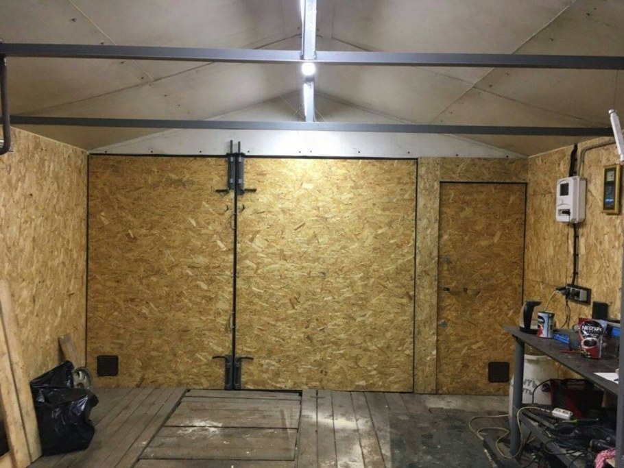 Отделка гаража OSB